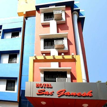 Hotel Sai Ganesh シルディ エクステリア 写真